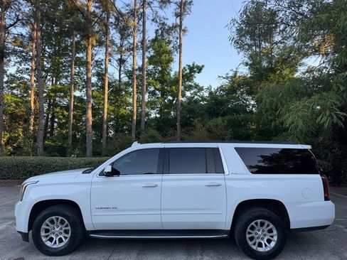 Used 2019 GMC Yukon XL SLE w/ HD Trailering Package AWD/4WD image 4