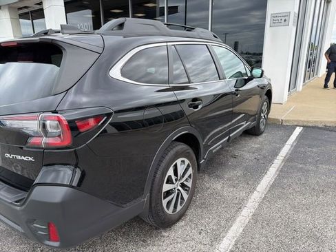 Used 2021 Subaru Outback Premium AWD/4WD image 5