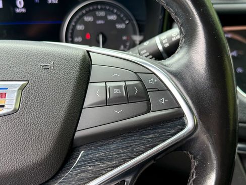 Used 2022 Cadillac XT5 Premium Luxury w/ LPO, ONYX Package AWD/4WD image 39