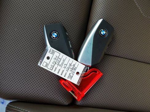 Used 2025 BMW X3 xDrive30i w/ M Sport Package image 56