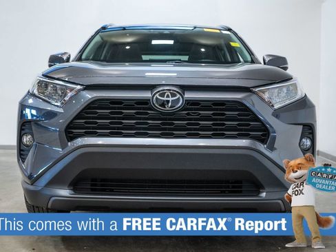 Used 2020 Toyota RAV4 XLE w/ Convenience Package image 2