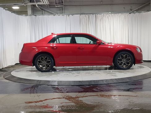 Used 2017 Chrysler 300 S image 18