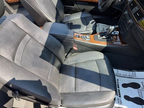 Used 2008 BMW 335i Convertible RWD image 19