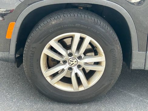 Used 2013 Volkswagen Tiguan S AWD/4WD image 13