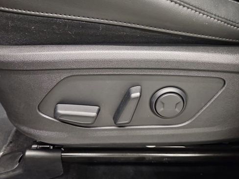 Used 2022 Kia Sorento S image 12