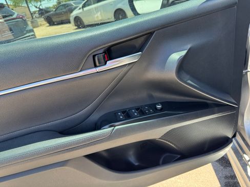 Used 2018 Toyota Camry XSE w/ Audio Package FWD image 11