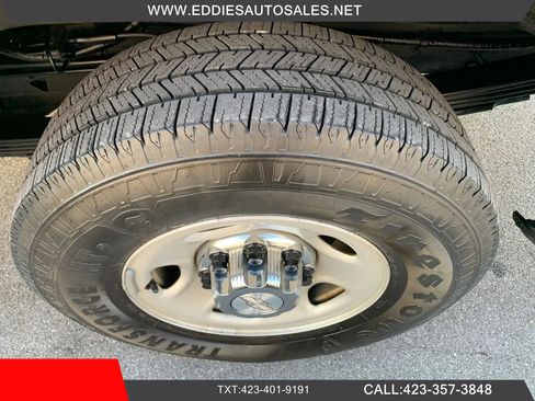 Used 2017 Chevrolet Express 3500 LT w/ LT Preferred Equipment Group RWD image 37
