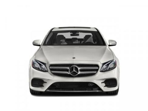 Used 2020 Mercedes-Benz E 350 Sedan image 4