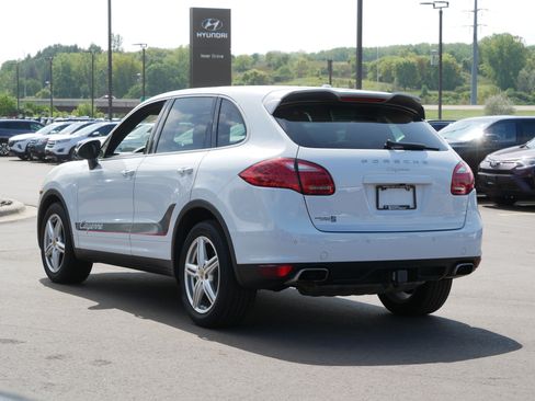 Used 2014 Porsche Cayenne Platinum Edition AWD/4WD image 8