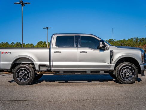 Certified 2024 Ford F250 Lariat w/ Lariat Ultimate Package image 8