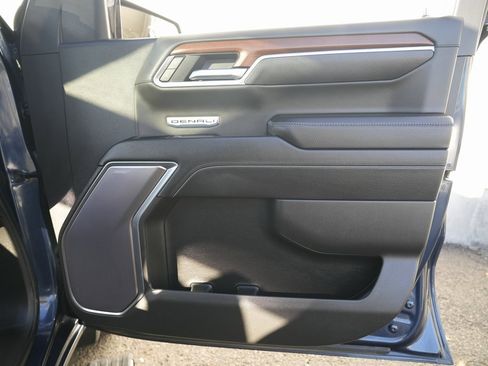 Used 2023 GMC Sierra 1500 Denali w/ Denali Reserve Package image 35