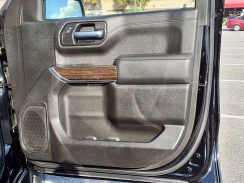 Used 2021 GMC Sierra 1500 SLE image 14