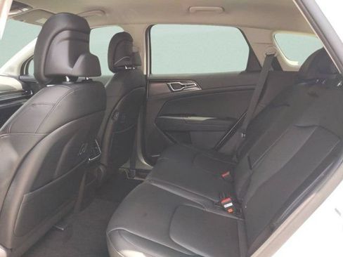 Used 2023 Kia Sportage EX FWD image 20