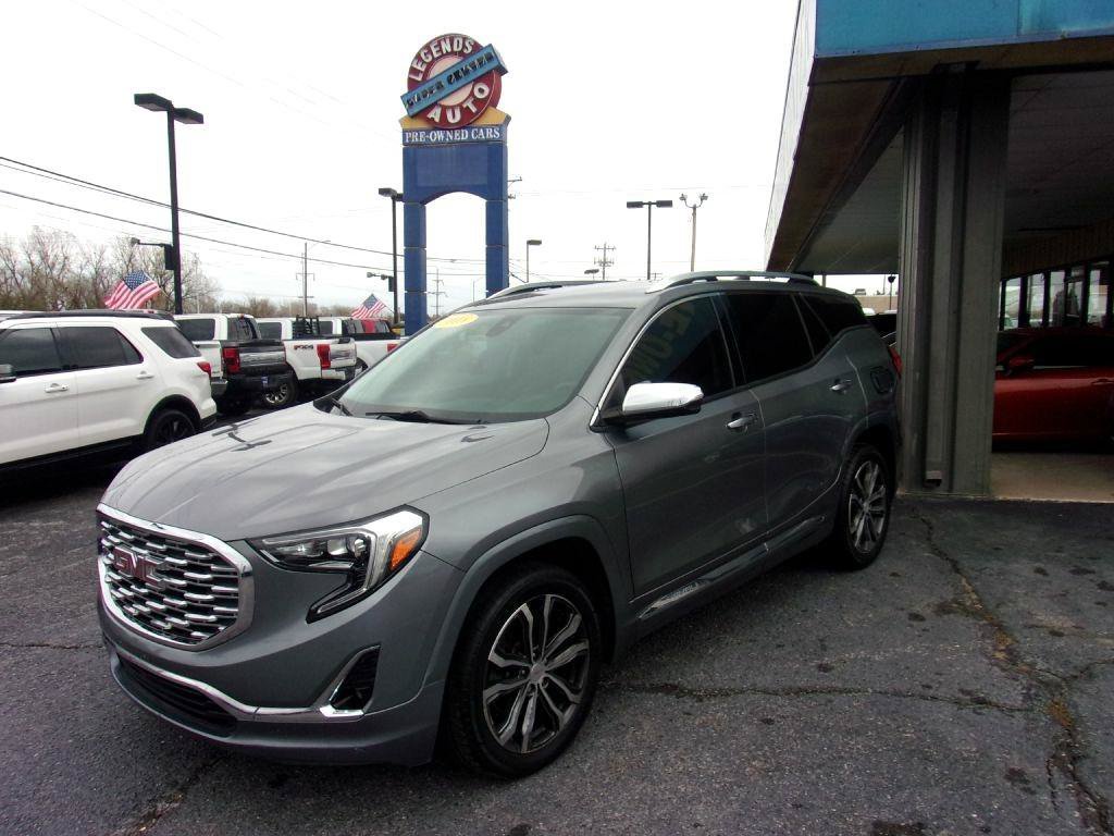 Used 2018 GMC Terrain Denali w/ Comfort Package FWD image 1