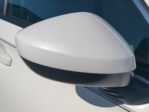 Used 2024 Honda Civic EX image 11