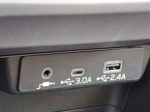 Certified 2025 Subaru Crosstrek 2.0i Premium image 26