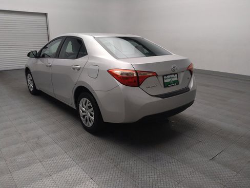 Used 2017 Toyota Corolla LE image 5