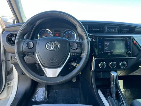 Used 2019 Toyota Corolla L w/ Carpet Mat Package (TMS) image 11
