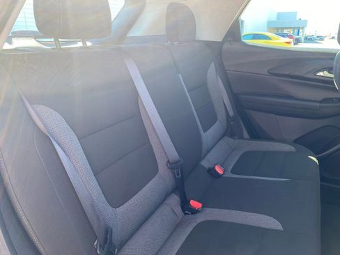 Used 2021 Chevrolet TrailBlazer LS image 23