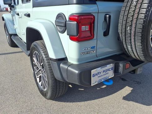 Used 2023 Jeep Wrangler Unlimited Sahara w/ Cold Weather Group image 22