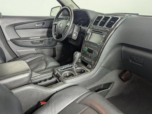 Used 2012 GMC Acadia Denali image 23