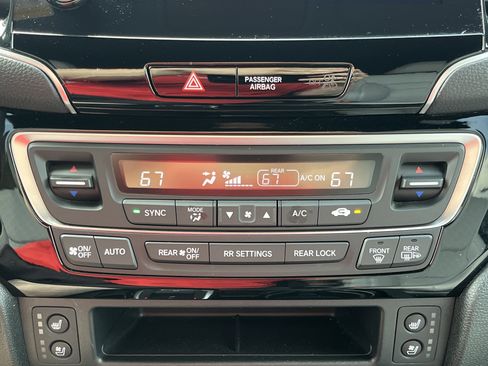 Used 2023 Honda Passport Elite image 5