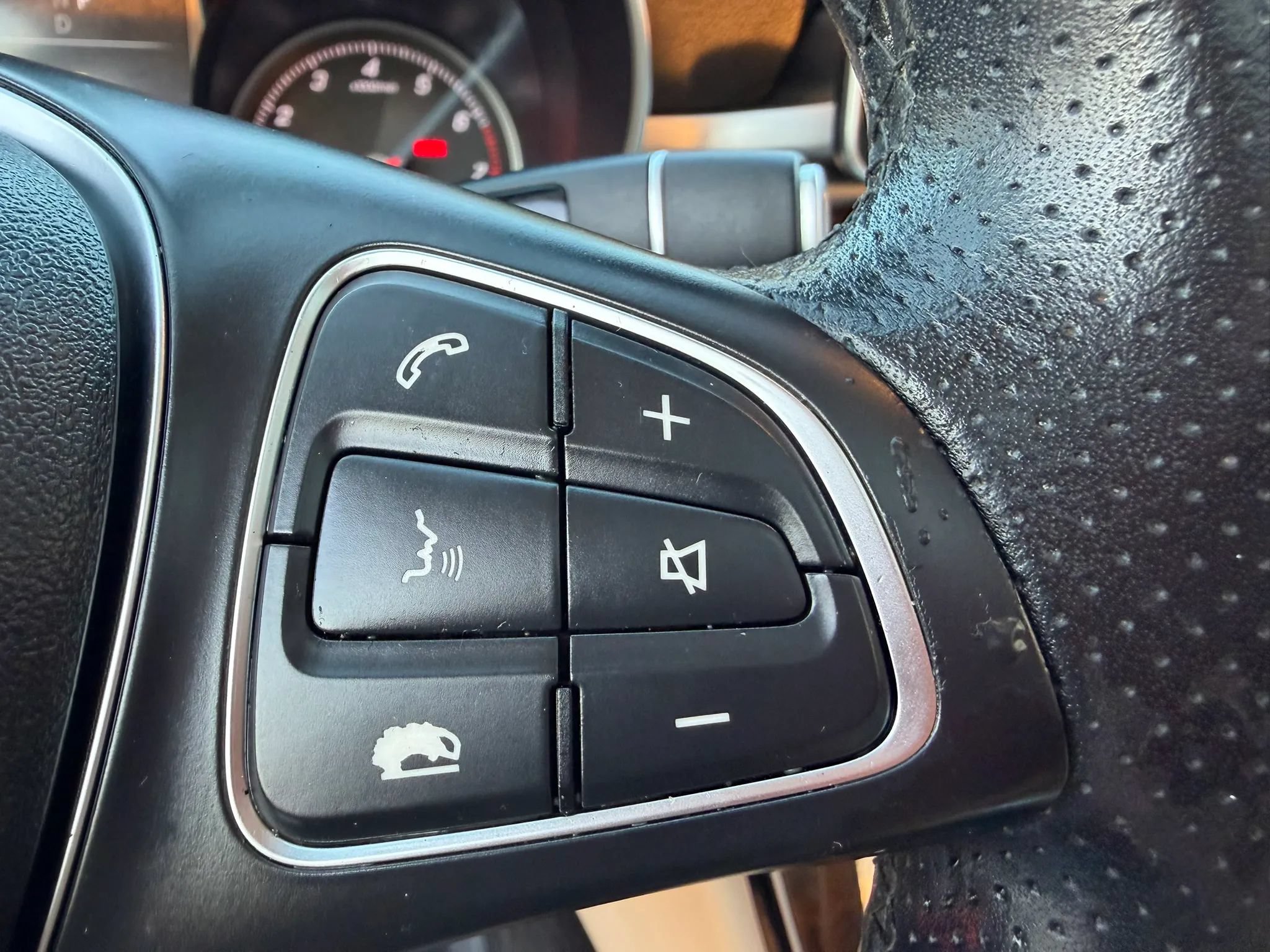 Used 2018 Mercedes-Benz C 300 Sedan w/ Premium Package image 18