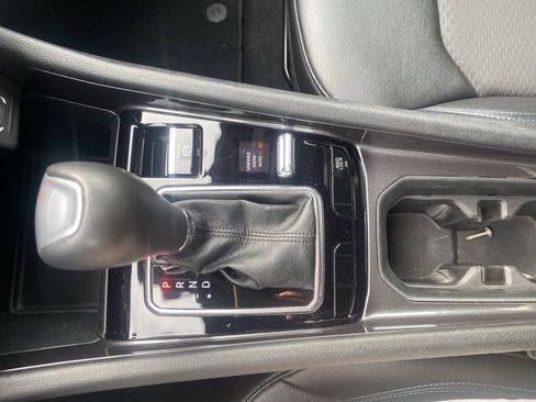 Used 2024 Jeep Compass Latitude image 30