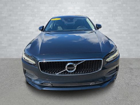 Used 2017 Volvo S90 T5 Momentum w/ Convenience Package image 3