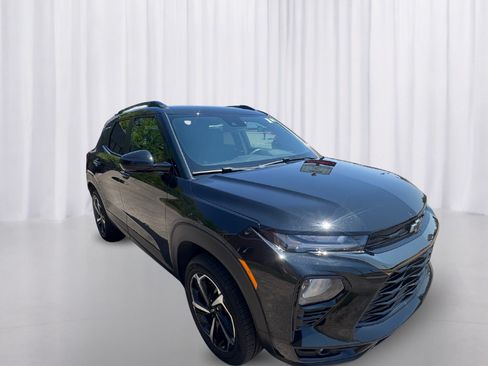 Used 2023 Chevrolet TrailBlazer RS w/ Convenience Package AWD/4WD image 36