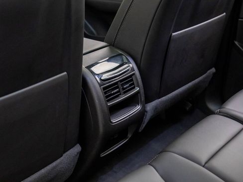 Certified 2024 Cadillac XT5 Premium Luxury w/ Technology Package image 19