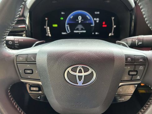 Certified 2025 Toyota Camry SE FWD image 28