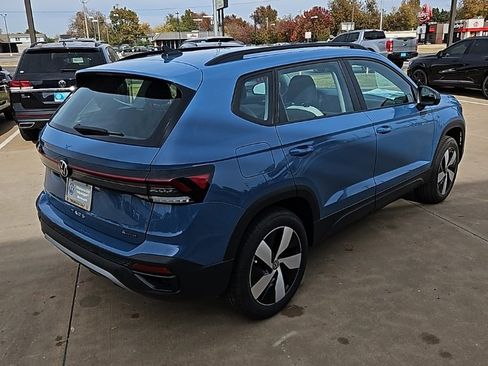 New 2026 Volkswagen Taos S image 5