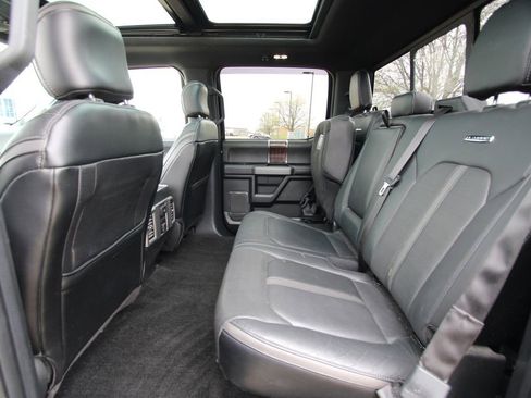 Used 2015 Ford F150 Platinum w/ Equipment Group 701A Luxury image 7