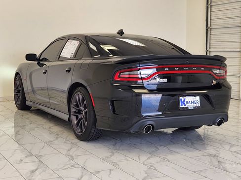 Used 2023 Dodge Charger Scat Pack w/ Plus Group RWD image 4