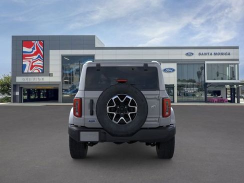 New 2026 Ford Bronco Outer Banks AWD/4WD image 5