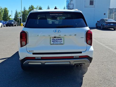 Used 2023 Hyundai Palisade SEL w/ Cargo Package AWD/4WD image 5