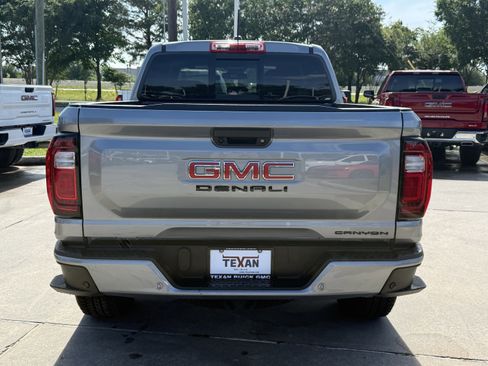Used 2023 GMC Canyon Denali AWD/4WD image 6