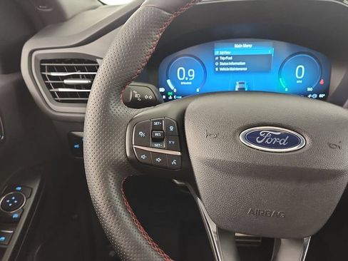 Used 2023 Ford Escape ST-Line Elite w/ Premium Technology Package AWD/4WD image 18