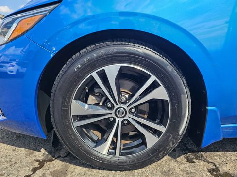 Used 2022 Nissan Sentra SV w/ Lighting Package FWD image 30