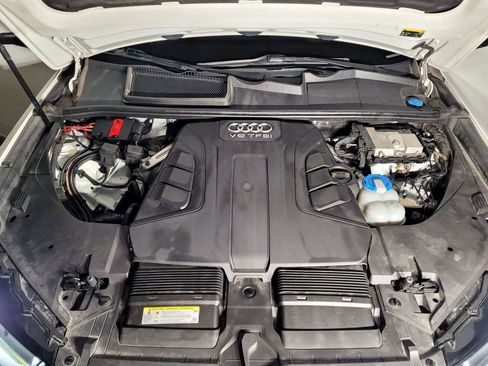 Used 2017 Audi Q7 3.0T Premium image 47