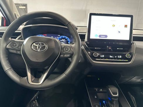 Used 2026 Toyota Corolla Cross XLE w/ Convenience Package AWD/4WD image 8