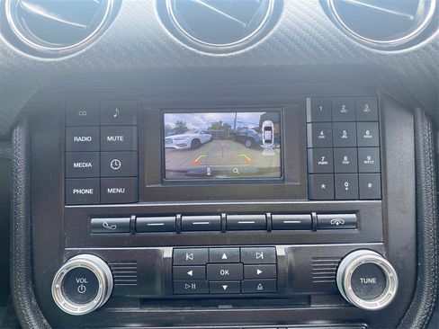 Used 2016 Ford Mustang 2dr Fastback V6 w/ Equipment Group 051A image 31