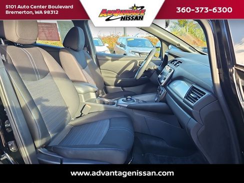 Used 2023 Nissan Leaf S image 24