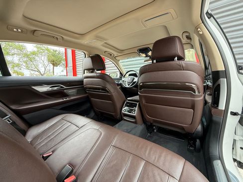 Used 2020 BMW 740i xDrive w/ Cold Weather Package image 31