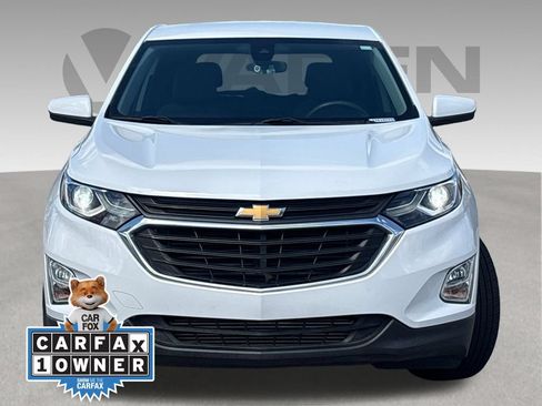 Used 2020 Chevrolet Equinox LT FWD image 2