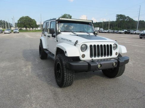 Used 2012 Jeep Wrangler Unlimited Sport AWD/4WD image 7