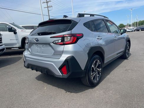 Used 2024 Subaru Crosstrek 2.0i Premium image 5