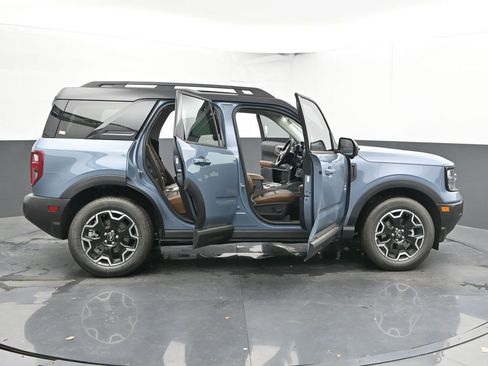 New 2025 Ford Bronco Sport Outer Banks w/ Outer Banks Tech Package+ AWD/4WD image 53