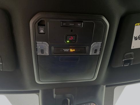 Used 2025 Toyota Tundra SR5 w/ SR5 Convenience Package AWD/4WD image 21